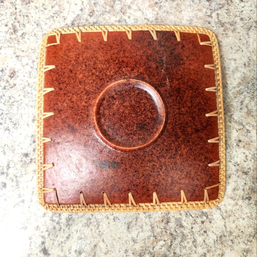 Indonesian Hand Carved Pottery‎ Plate